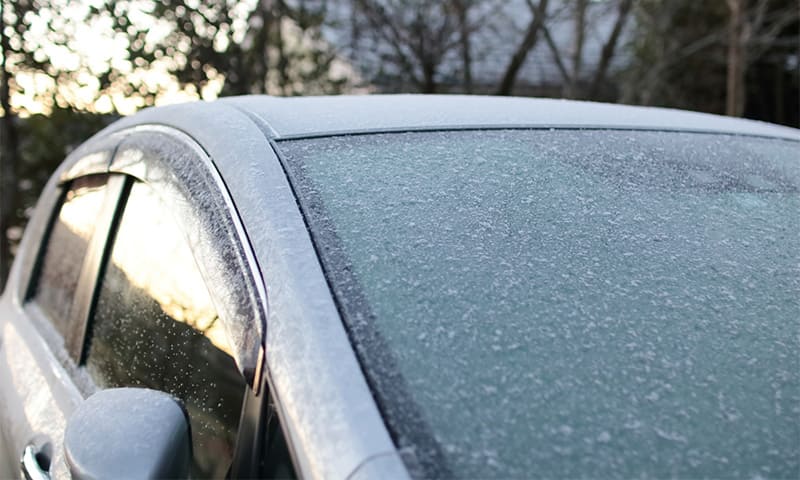 カーポートの魅力 霜を払う手間を軽減できる